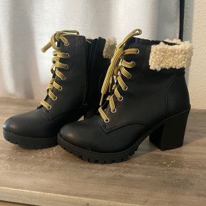 Time n tru boots never worn.